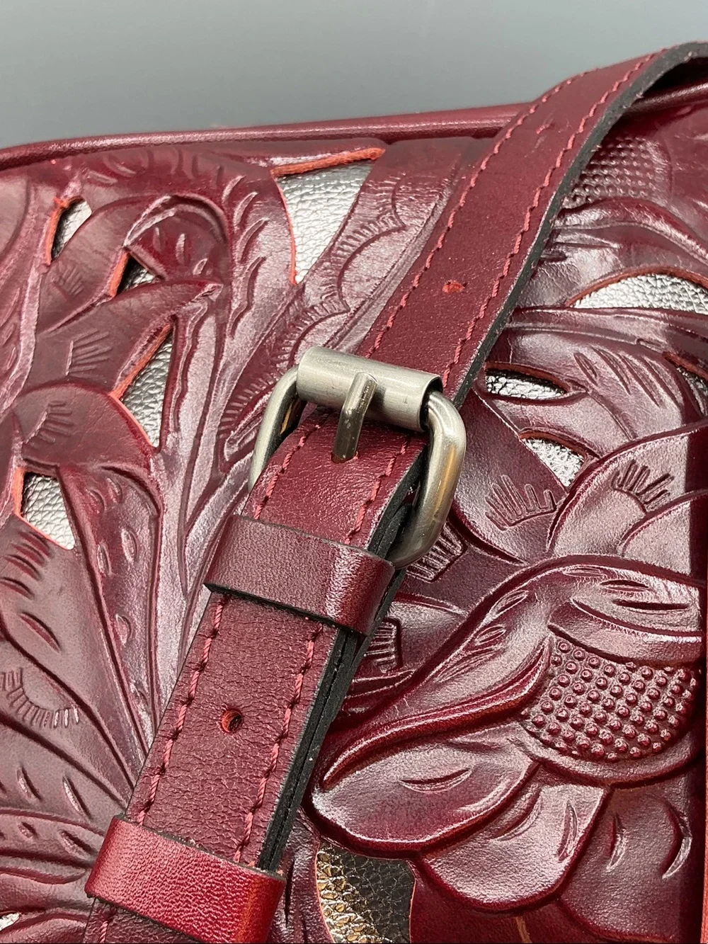 Patricia Nash Womens Bag Otavia Leather Bucket Crossbody Wine & Metallic Western